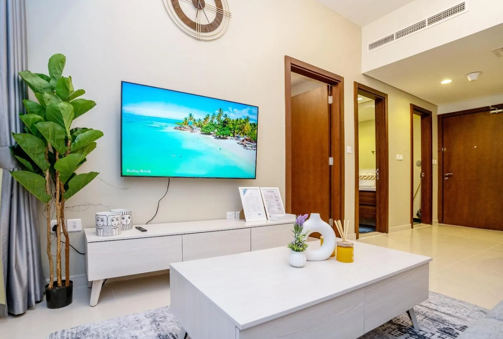 Stunning 2-Bedroom Business Bay Apartment With Burj Khalifa View & Huge Balcony Dubaj Spojené arabské emiráty