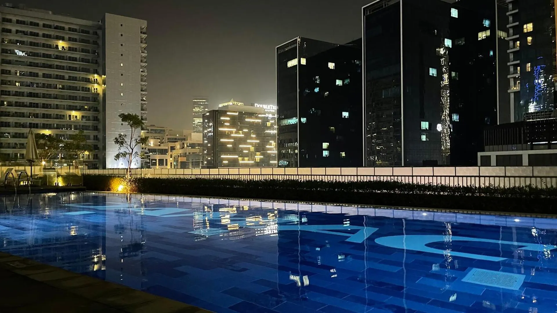 Stunning 2-Bedroom Business Bay Apartment With Burj Khalifa View & Huge Balcony Dubaj Spojené arabské emiráty